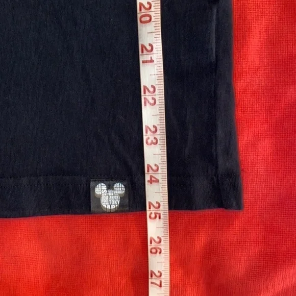 Unisex UNIQULO x Disney “Magic For All” Collaboration Mickey Tropical Sunset Tee - Picture 9 of 9